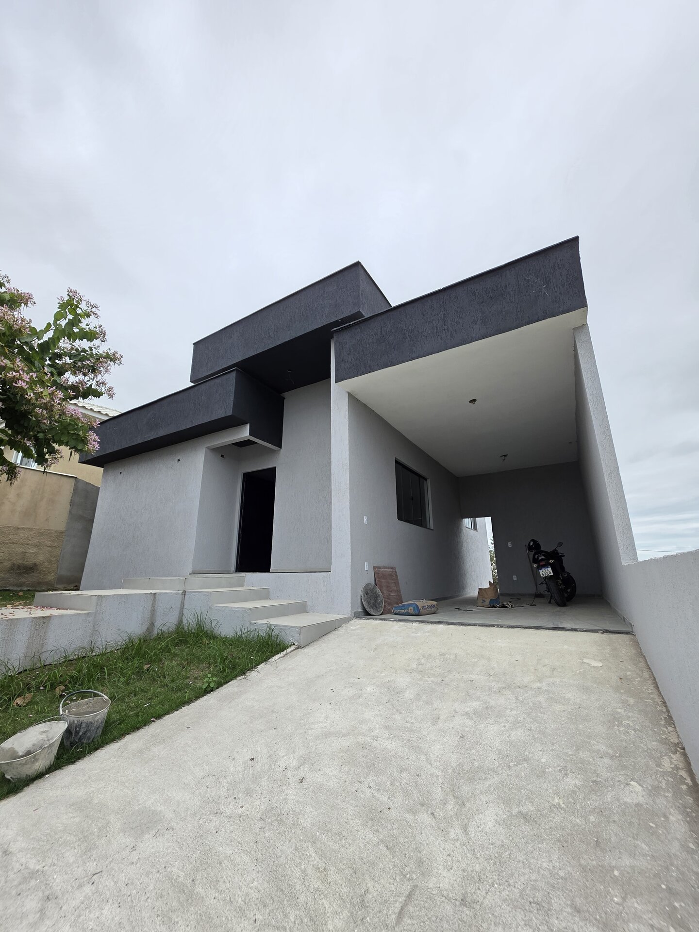 Casa Moderna no Condomínio Collynas Park